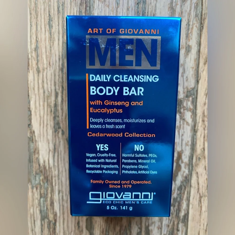 Art of Giovanni for Men  daily cleansing body bar with Ginseng and Eucalyptus